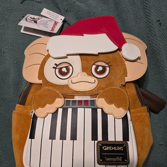 Brand New Loungefly Holiday Gizmo backpack main image 4